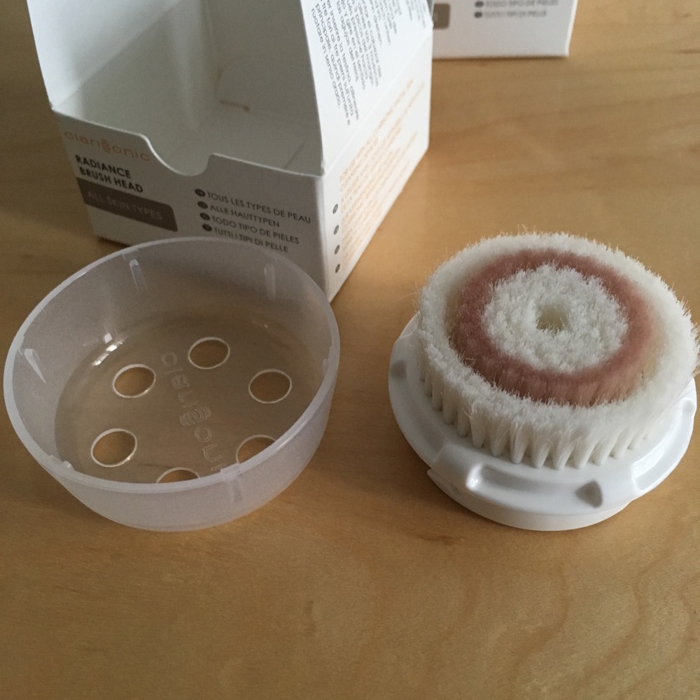 Authentic Clarisonic Radiance Cleansing Brush Head, NIB